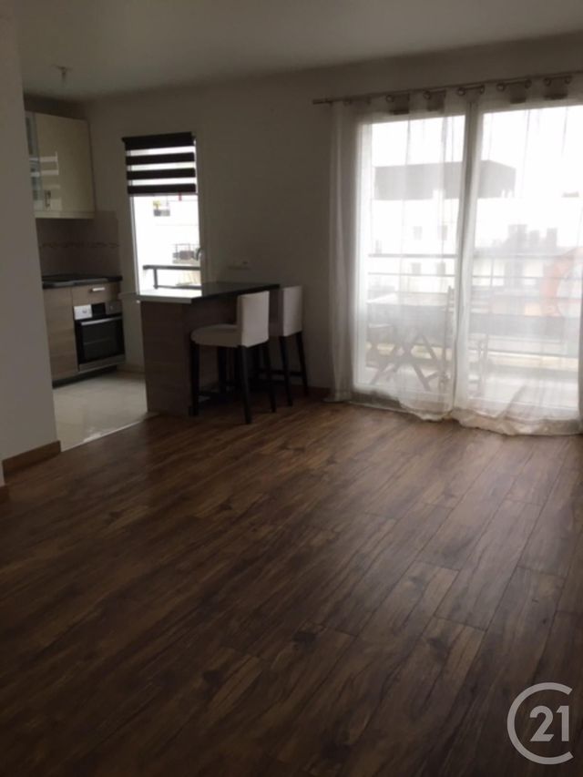 Appartement F3 à louer CLAYE SOUILLY