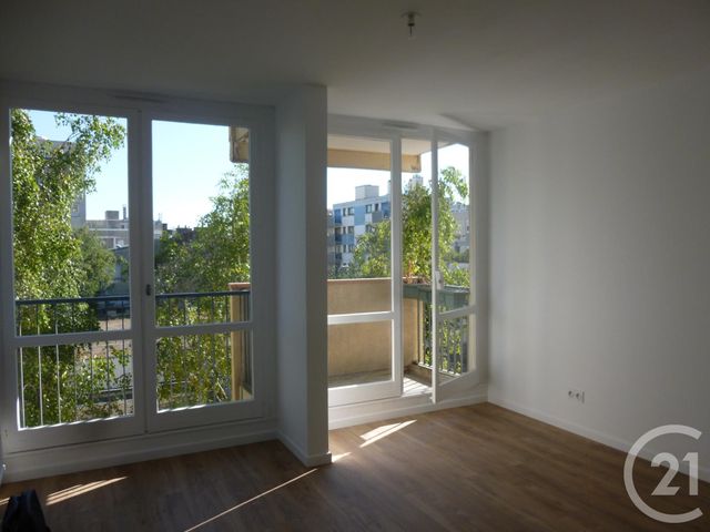 Appartement F2 à louer - 2 pièces - 45.41 m2 - PANTIN - 93 - ILE-DE-FRANCE - Century 21 Avenir Immobilier