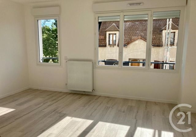 Appartement F2 à louer - 2 pièces - 44.7 m2 - CLAYE SOUILLY - 77 - ILE-DE-FRANCE - Century 21 Avenir Immobilier