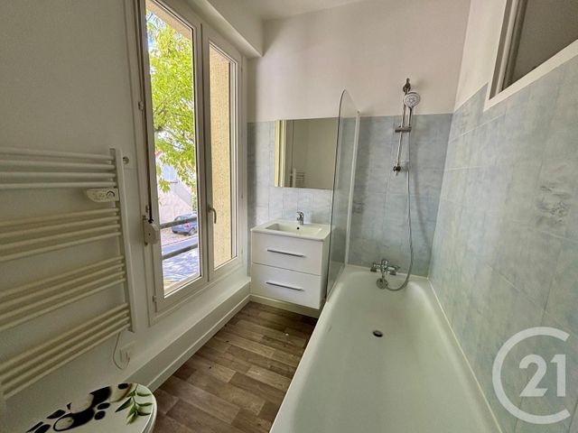 Afficher la photo en grand Appartement F2 à louer - 2 pièces - 37.0 m2 - ST THIBAULT DES VIGNES - 77 - ILE-DE-FRANCE - Century 21 Avenir Immobilier