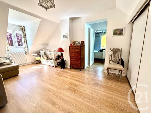 maison à vendre - 9 pièces - 203.0 m2 - CLAYE SOUILLY - 77 - ILE-DE-FRANCE - Century 21 Avenir Immobilier