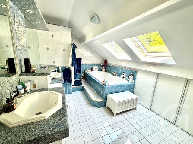 maison à vendre - 9 pièces - 203.0 m2 - CLAYE SOUILLY - 77 - ILE-DE-FRANCE - Century 21 Avenir Immobilier