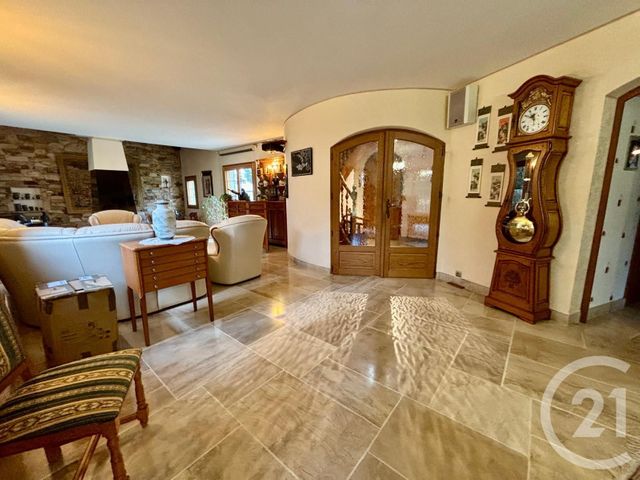 maison à vendre - 9 pièces - 202.34 m2 - CLAYE SOUILLY - 77 - ILE-DE-FRANCE - Century 21 Avenir Immobilier