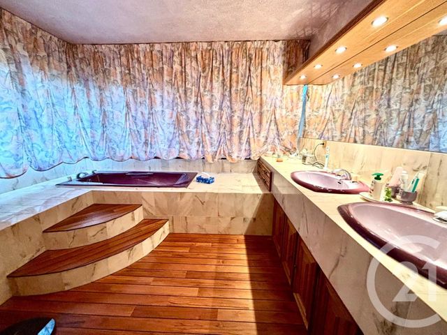 maison à vendre - 9 pièces - 202.34 m2 - CLAYE SOUILLY - 77 - ILE-DE-FRANCE - Century 21 Avenir Immobilier