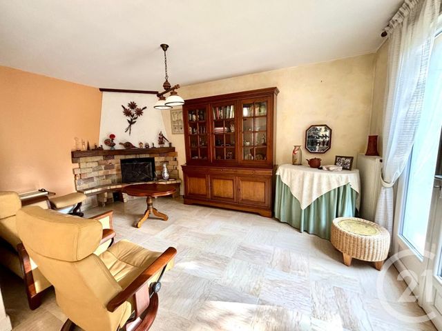 maison à vendre - 6 pièces - 128.0 m2 - GRESSY - 77 - ILE-DE-FRANCE - Century 21 Avenir Immobilier