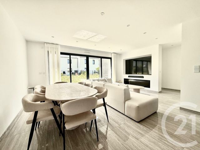 maison à vendre - 6 pièces - 152.0 m2 - CLAYE SOUILLY - 77 - ILE-DE-FRANCE - Century 21 Avenir Immobilier