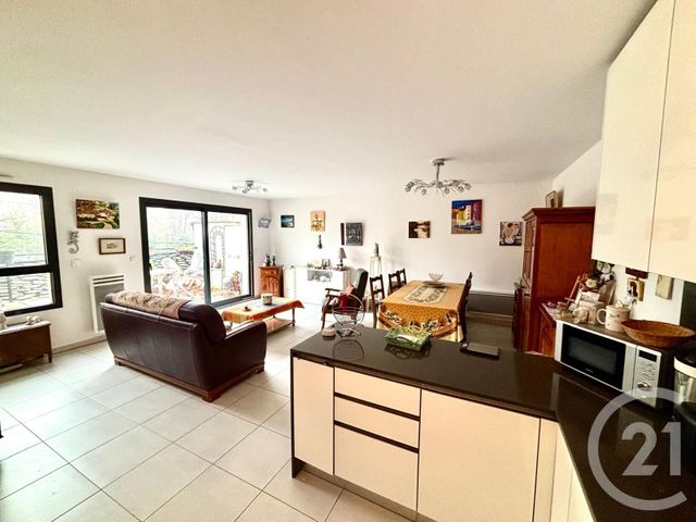 Appartement F3 à vendre - 3 pièces - 74.65 m2 - CLAYE SOUILLY - 77 - ILE-DE-FRANCE - Century 21 Avenir Immobilier