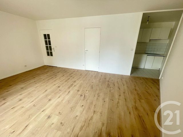 Afficher la photo en grand Appartement Studio à vendre - 1 pièce - 31.31 m2 - CLAYE SOUILLY - 77 - ILE-DE-FRANCE - Century 21 Avenir Immobilier