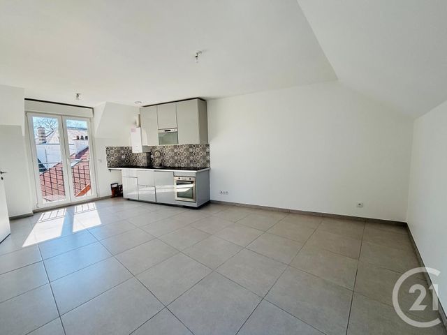 Appartement F2 à louer - 2 pièces - 45.14 m2 - MESSY - 77 - ILE-DE-FRANCE - Century 21 Avenir Immobilier