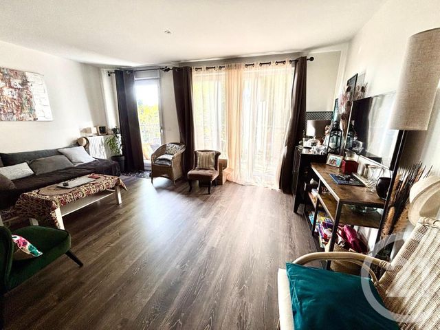 Appartement F4 à vendre - 4 pièces - 81.0 m2 - CLAYE SOUILLY - 77 - ILE-DE-FRANCE - Century 21 Avenir Immobilier