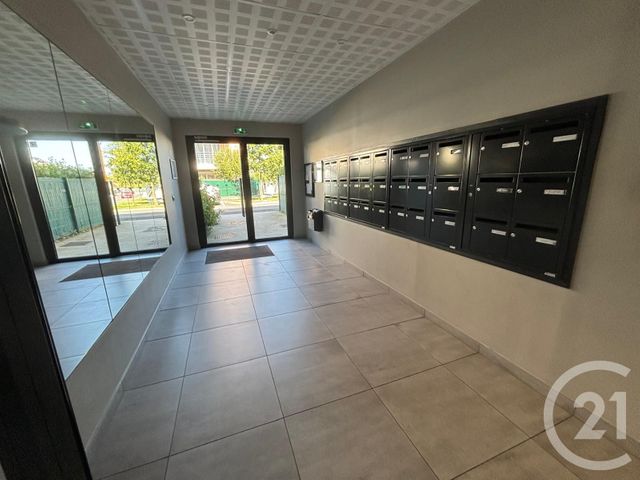 Appartement F4 à vendre - 4 pièces - 81.0 m2 - CLAYE SOUILLY - 77 - ILE-DE-FRANCE - Century 21 Avenir Immobilier