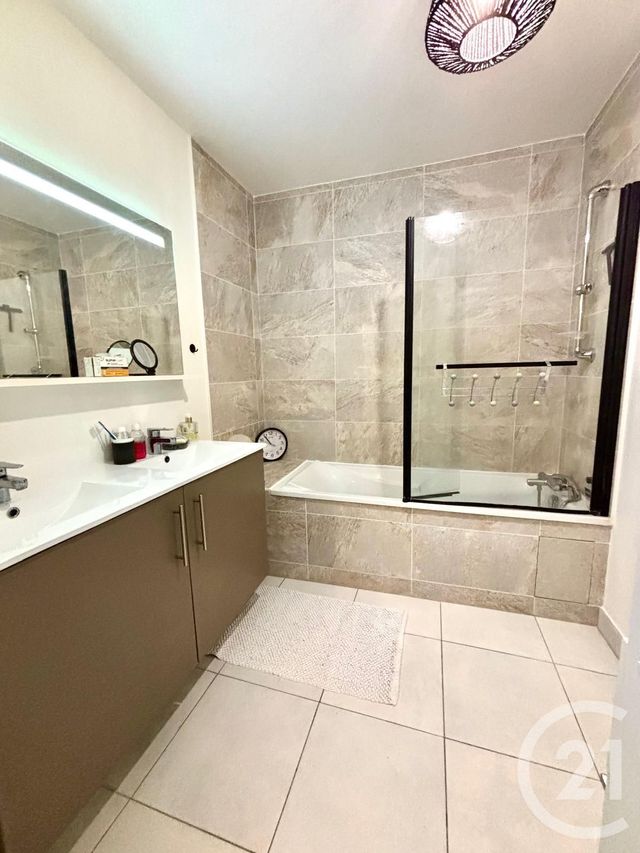 Appartement F4 à vendre - 4 pièces - 81.0 m2 - CLAYE SOUILLY - 77 - ILE-DE-FRANCE - Century 21 Avenir Immobilier