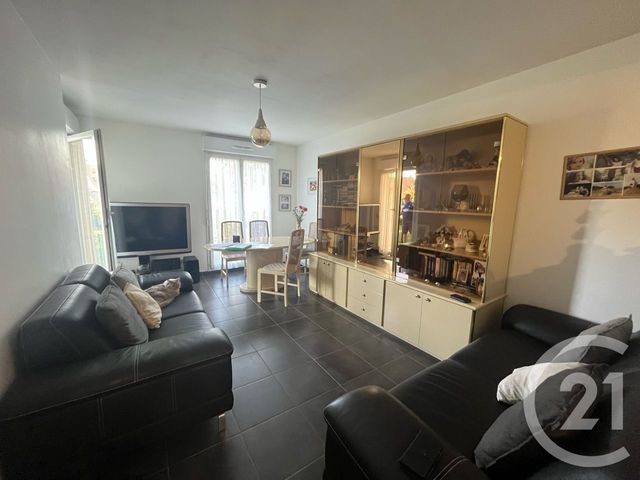 Afficher la photo en grand Appartement F2 à vendre - 2 pièces - 41.1 m2 - LE PIN - 77 - ILE-DE-FRANCE - Century 21 Avenir Immobilier