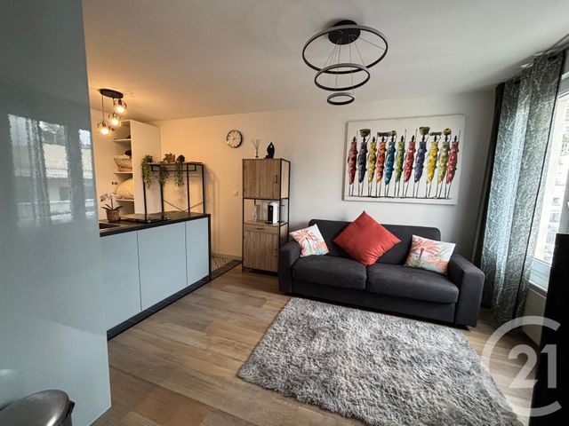 Appartement F2 à louer - 2 pièces - 32.01 m2 - LAGNY SUR MARNE - 77 - ILE-DE-FRANCE - Century 21 Avenir Immobilier