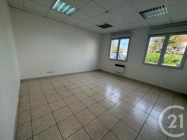 à louer LE MESNIL AMELOT