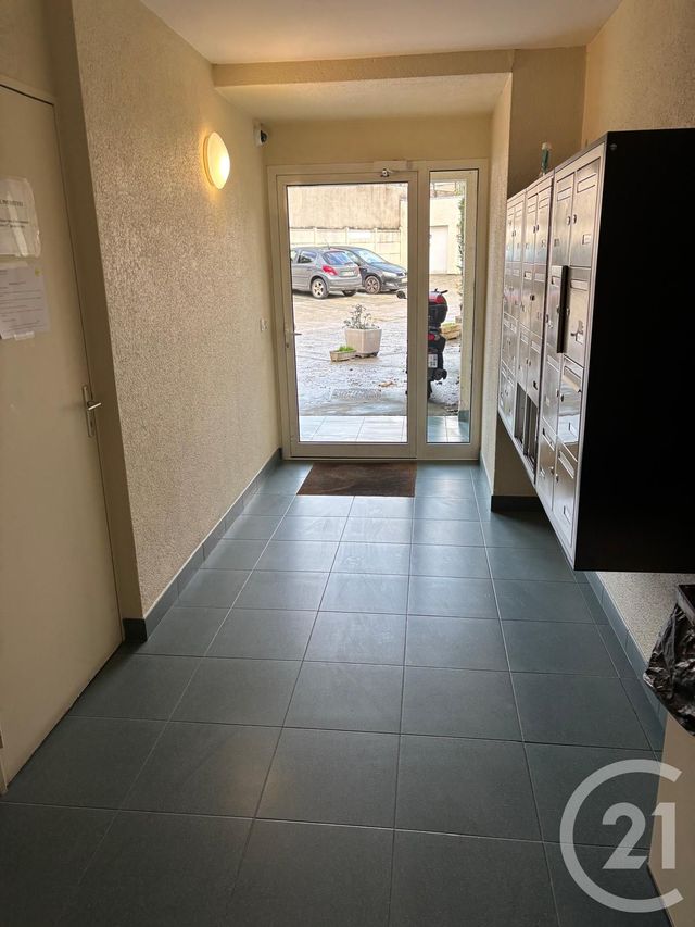 Appartement F1 à vendre - 1 pièce - 25.71 m2 - CLAYE SOUILLY - 77 - ILE-DE-FRANCE - Century 21 Avenir Immobilier