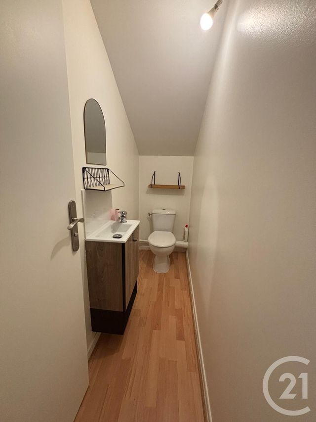 Appartement F3 à louer - 3 pièces - 71.76 m2 - LE PLESSIS AUX BOIS - 77 - ILE-DE-FRANCE - Century 21 Avenir Immobilier