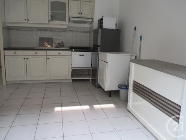 Appartement F2 à louer - 2 pièces - 45.21 m2 - CLAYE SOUILLY - 77 - ILE-DE-FRANCE - Century 21 Avenir Immobilier