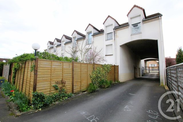 Appartement F2 à louer - 2 pièces - 45.21 m2 - CLAYE SOUILLY - 77 - ILE-DE-FRANCE - Century 21 Avenir Immobilier