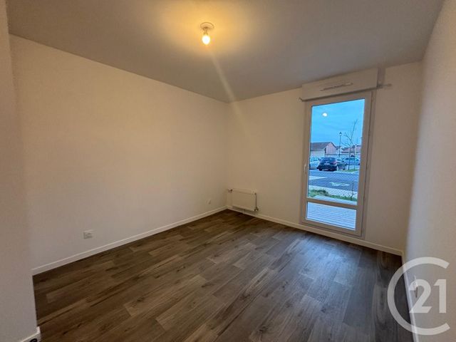 Appartement F2 à louer - 2 pièces - 40.88 m2 - MESSY - 77 - ILE-DE-FRANCE - Century 21 Avenir Immobilier