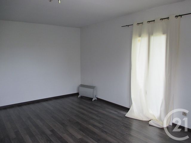 Appartement F3 à louer - 2 pièces - 58.28 m2 - TRILBARDOU - 77 - ILE-DE-FRANCE - Century 21 Avenir Immobilier