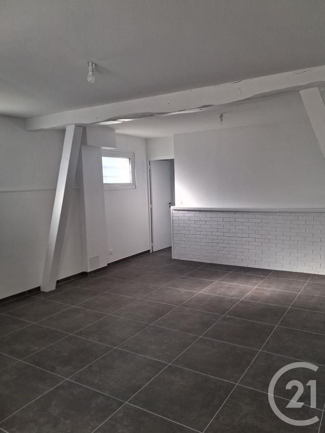Appartement F2 à louer - 2 pièces - 47.17 m2 - FUBLAINES - 77 - ILE-DE-FRANCE - Century 21 Avenir Immobilier