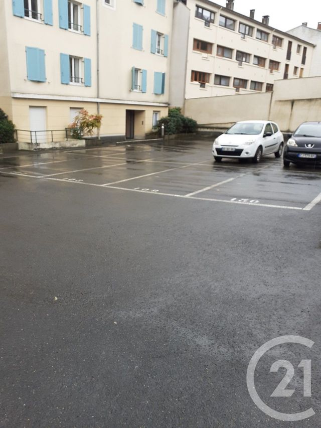 Parking à louer THORIGNY SUR MARNE