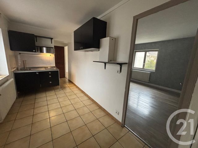 Appartement F2 à louer - 2 pièces - 41.69 m2 - CLAYE SOUILLY - 77 - ILE-DE-FRANCE - Century 21 Avenir Immobilier