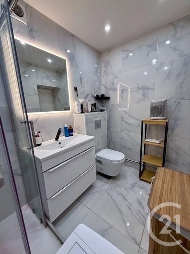 Appartement Studio à louer - 1 pièce - 25.28 m2 - CLAYE SOUILLY - 77 - ILE-DE-FRANCE - Century 21 Avenir Immobilier