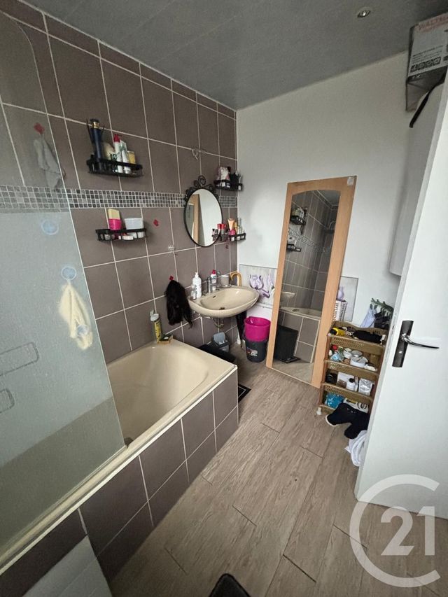 Appartement F2 à vendre - 2 pièces - 48.0 m2 - CLAYE SOUILLY - 77 - ILE-DE-FRANCE - Century 21 Avenir Immobilier