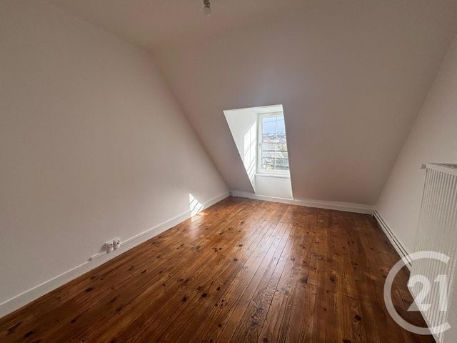 Appartement F2 à louer - 2 pièces - 63.34 m2 - PROVINS - 77 - ILE-DE-FRANCE - Century 21 Avenir Immobilier