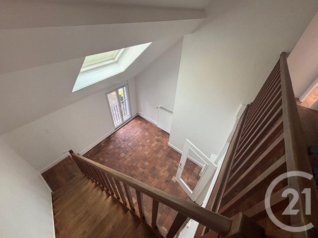 Appartement F2 à louer - 2 pièces - 63.34 m2 - PROVINS - 77 - ILE-DE-FRANCE - Century 21 Avenir Immobilier