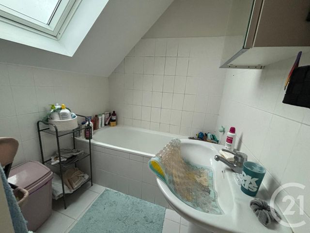 Appartement Duplex à louer - 2 pièces - 45.09 m2 - PENCHARD - 77 - ILE-DE-FRANCE - Century 21 Avenir Immobilier