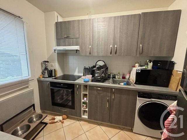 Appartement Duplex à louer - 2 pièces - 45.09 m2 - PENCHARD - 77 - ILE-DE-FRANCE - Century 21 Avenir Immobilier