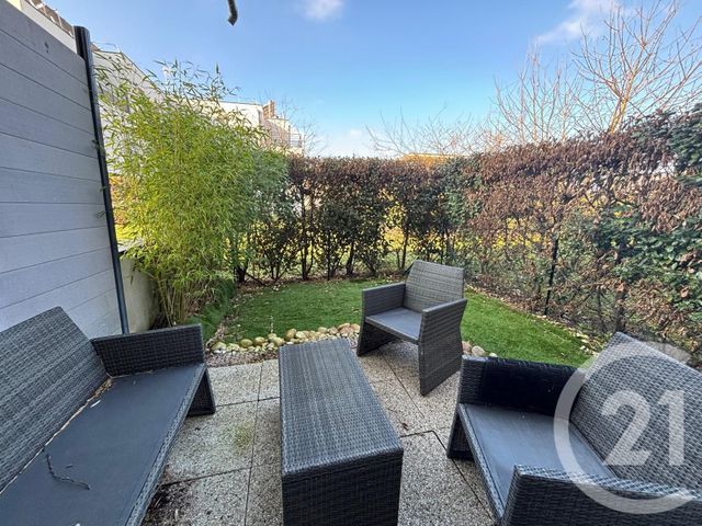 Appartement F3 à louer - 3 pièces - 61.7 m2 - CLAYE SOUILLY - 77 - ILE-DE-FRANCE - Century 21 Avenir Immobilier