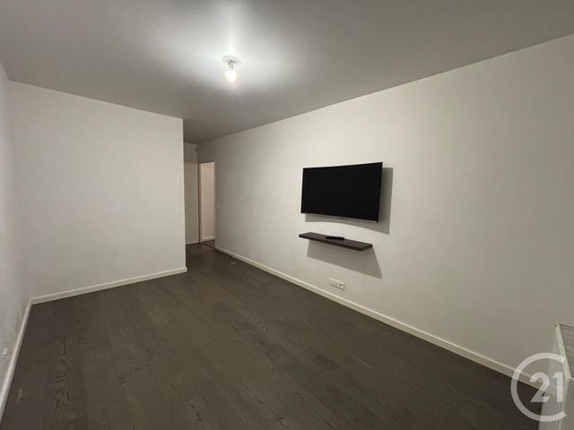 Appartement F3 à louer - 3 pièces - 61.7 m2 - CLAYE SOUILLY - 77 - ILE-DE-FRANCE - Century 21 Avenir Immobilier