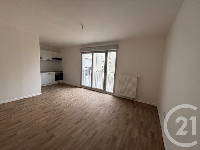 Appartement F2 à louer - 2 pièces - 43.57 m2 - MEAUX - 77 - ILE-DE-FRANCE - Century 21 Avenir Immobilier