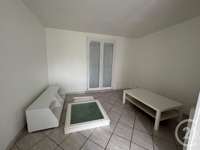 Appartement Duplex à louer - 2 pièces - 32.13 m2 - ST MESMES - 77 - ILE-DE-FRANCE - Century 21 Avenir Immobilier