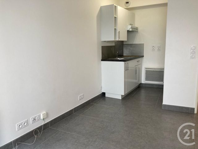 Appartement Studio à louer - 1 pièce - 17.17 m2 - MEAUX - 77 - ILE-DE-FRANCE - Century 21 Avenir Immobilier