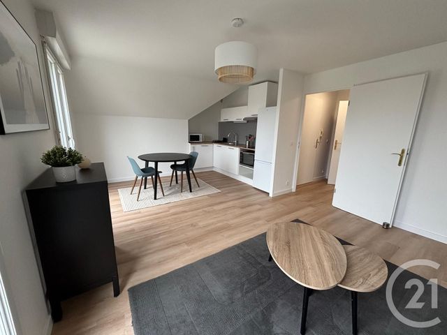 Appartement F1 à louer - 1 pièce - 31.35 m2 - MESSY - 77 - ILE-DE-FRANCE - Century 21 Avenir Immobilier