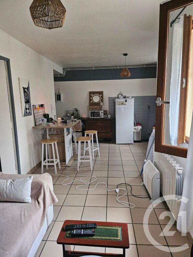 Appartement F2 à louer - 2 pièces - 35.82 m2 - LONGUEVILLE - 77 - ILE-DE-FRANCE - Century 21 Avenir Immobilier