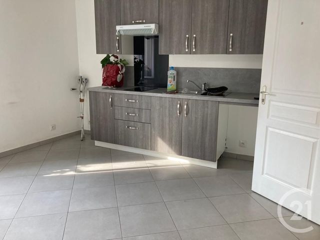 Appartement Studio à louer - 1 pièce - 16.73 m2 - CLAYE SOUILLY - 77 - ILE-DE-FRANCE - Century 21 Avenir Immobilier