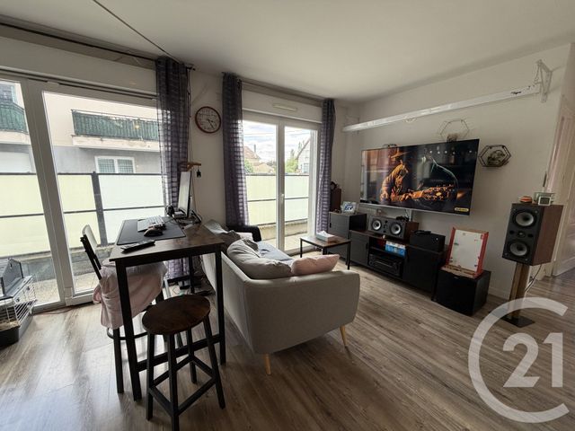 Appartement F3 à vendre - 3 pièces - 55.01 m2 - VILLEVAUDE - 77 - ILE-DE-FRANCE - Century 21 Avenir Immobilier