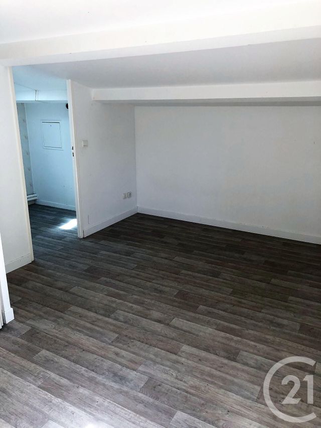 Appartement Duplex à louer - 2 pièces - 33.0 m2 - TRILPORT - 77 - ILE-DE-FRANCE - Century 21 Avenir Immobilier
