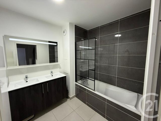 Appartement F3 à vendre - 3 pièces - 58.07 m2 - CLAYE SOUILLY - 77 - ILE-DE-FRANCE - Century 21 Avenir Immobilier