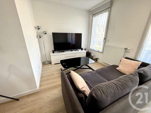 Appartement F3 à vendre - 3 pièces - 58.07 m2 - CLAYE SOUILLY - 77 - ILE-DE-FRANCE - Century 21 Avenir Immobilier