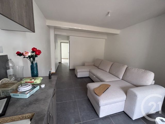 Appartement F3 à louer - 3 pièces - 55.01 m2 - FUBLAINES - 77 - ILE-DE-FRANCE - Century 21 Avenir Immobilier