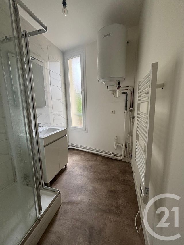 Appartement F2 à louer - 2 pièces - 33.31 m2 - MITRY MORY - 77 - ILE-DE-FRANCE - Century 21 Avenir Immobilier