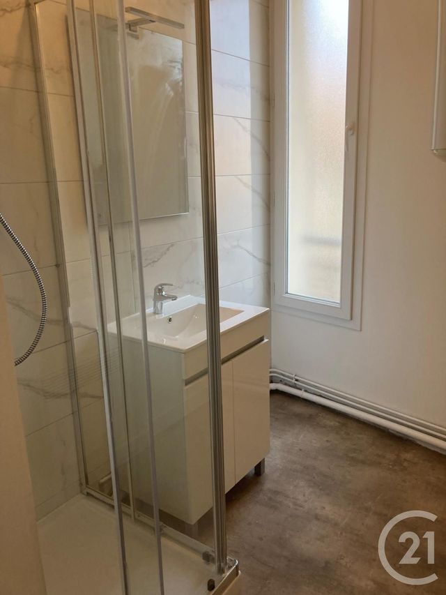 Appartement F2 à louer - 2 pièces - 33.31 m2 - MITRY MORY - 77 - ILE-DE-FRANCE - Century 21 Avenir Immobilier