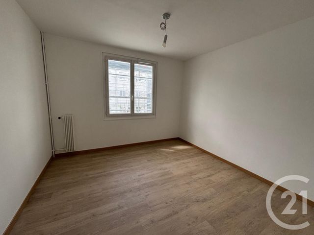 Appartement F3 à louer - 3 pièces - 59.23 m2 - VILLEPARISIS - 77 - ILE-DE-FRANCE - Century 21 Avenir Immobilier